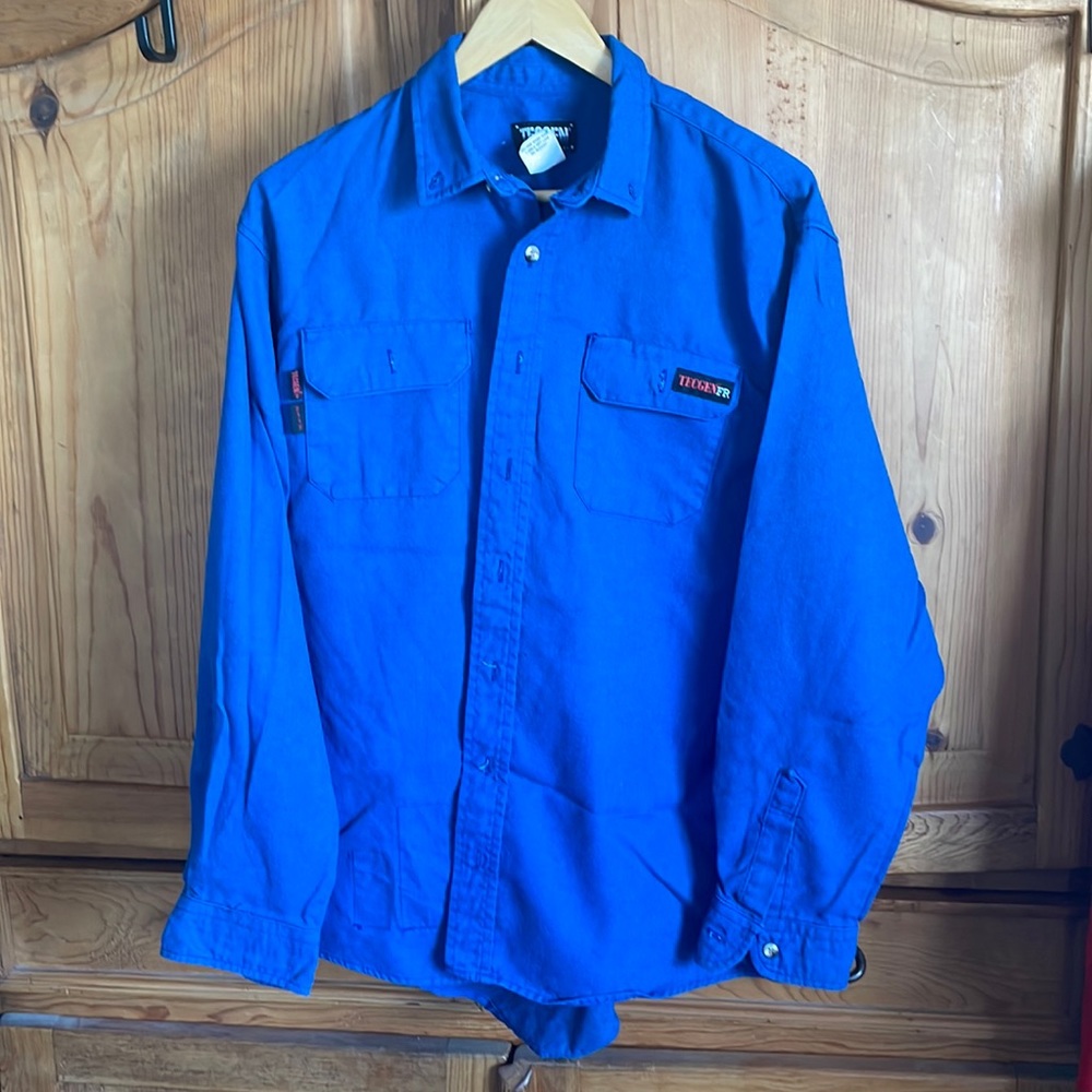 Men’s FR shirt.